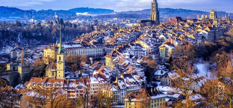 "Corporate coach hire Bern"