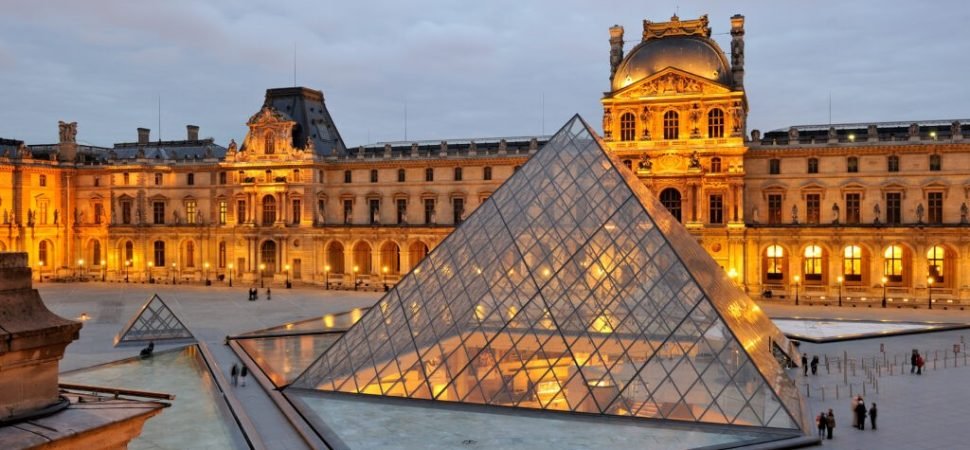 Louvre and Uffizi student travel