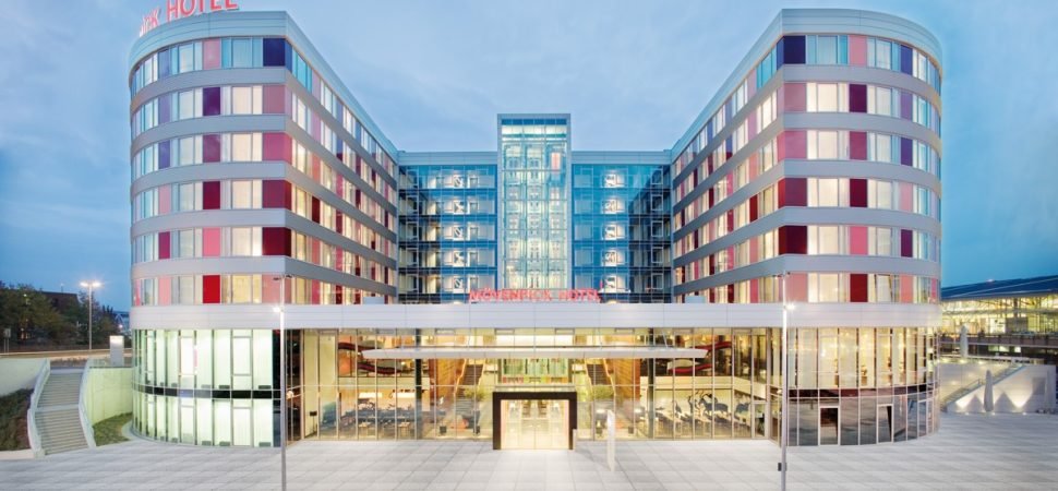 Stuttgart Airport Shuttle for Large Groups