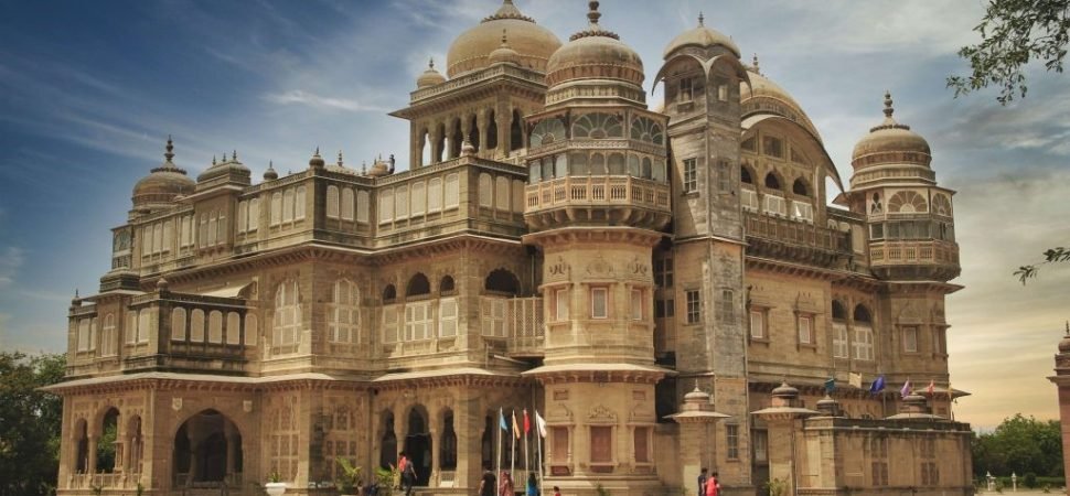 European Coach Services for Multinational Companies