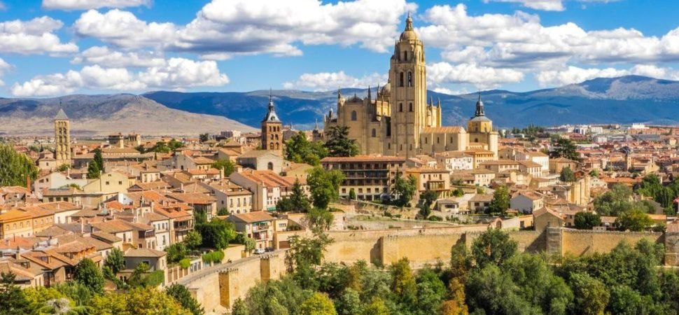 Heritage Travel by Coach in Ávila