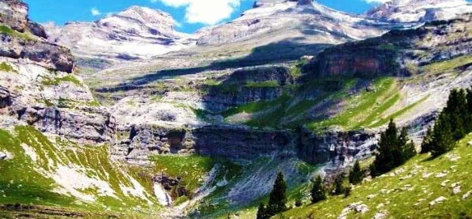 "Private Pyrenees coach hire Spain to France"