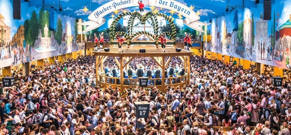 Munich festival group transfers by coach