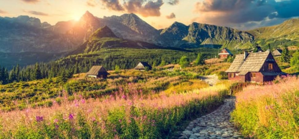 Poland to Slovakia Mountain Group Transport