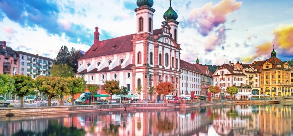 Luxury for 15-Day Europe Highlights Tour