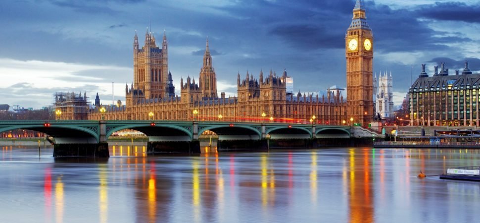 "Paris Rome London Coach Tour"