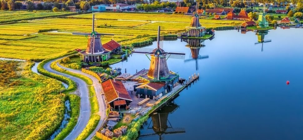 Windmills and Canal Tours from Amsterdam