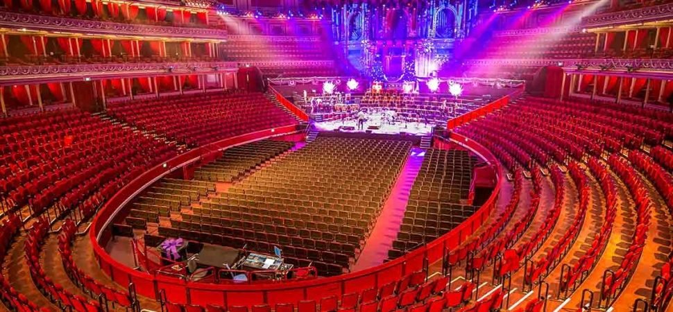 Luxury Coach Hire for Theatre Enthusiasts