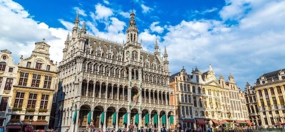 Tour Bus Brussels to Amsterdam Service