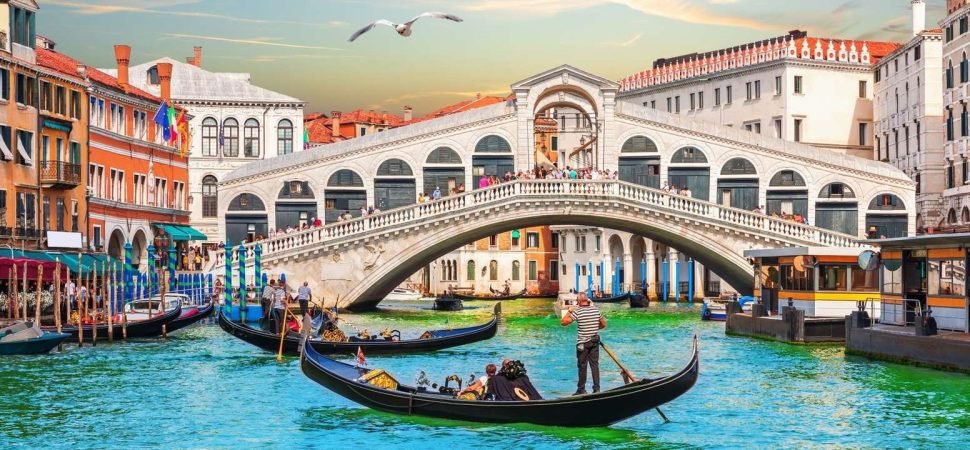 Art School Transport Services in France and Italy