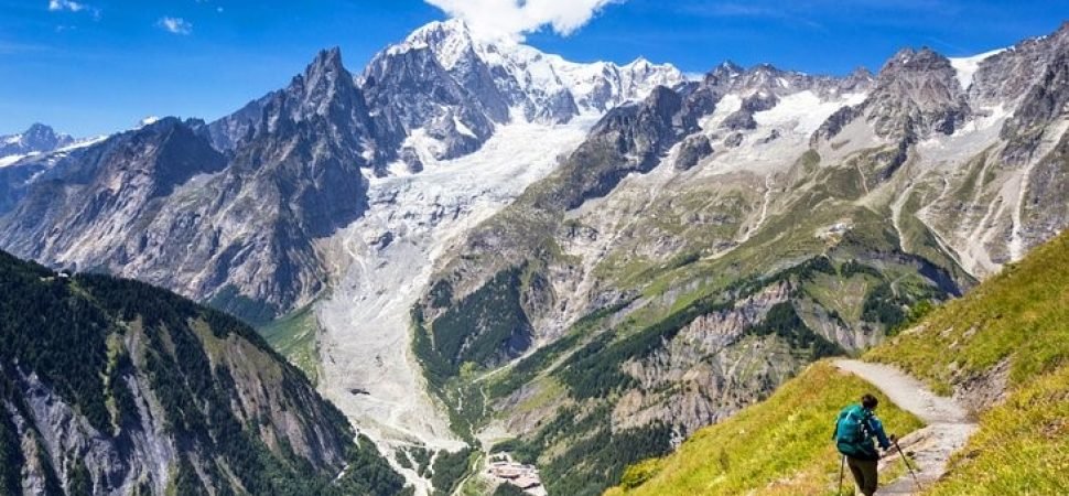 Luxury Coach Rental for Cycle Race Spectators