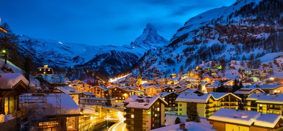 Guided Hiking Group Coach Hire Switzerland