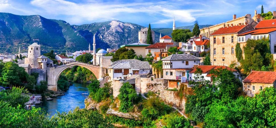 Sarajevo historical city tours by coach